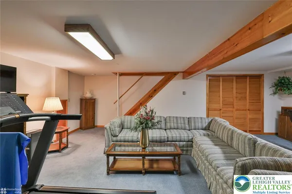 $349,900 | 3025 Oakland Drive, Northampton, PA 18067