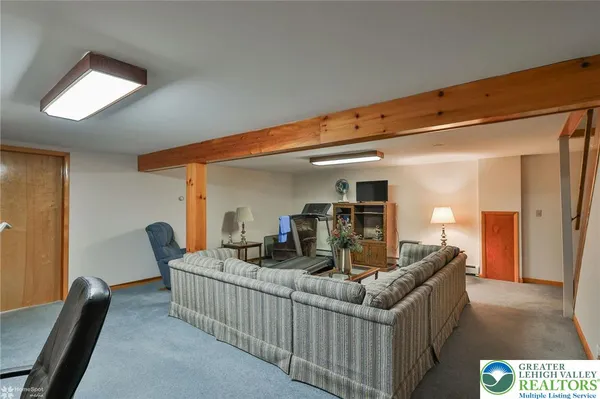 $349,900 | 3025 Oakland Drive, Northampton, PA 18067