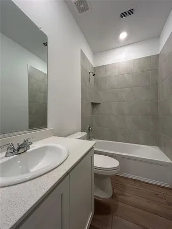 $1,995 | 213 Post Oak Street, Azle, TX 76020