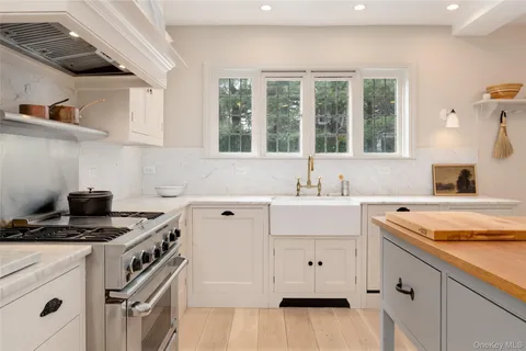 $2,395,000 | 4 Laurel Avenue, Mount Vernon, NY 10552