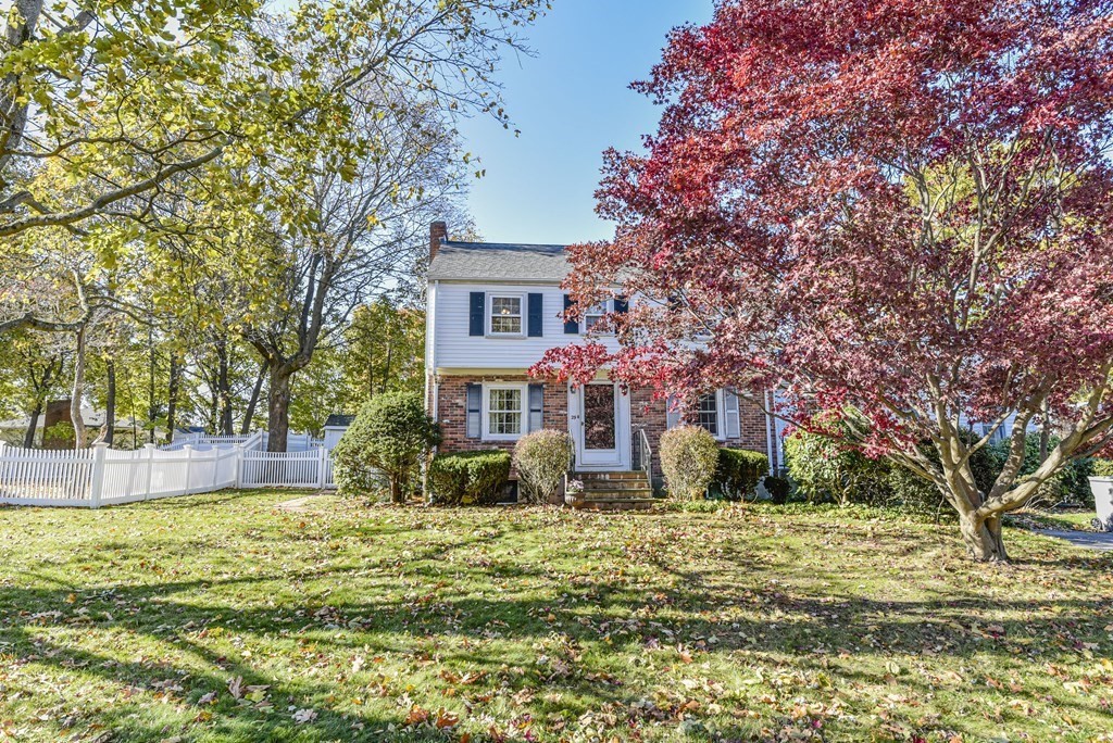 29 Shiretown Road Dedham, MA 02026 - Photo 2 of 37 Gallery Image 2