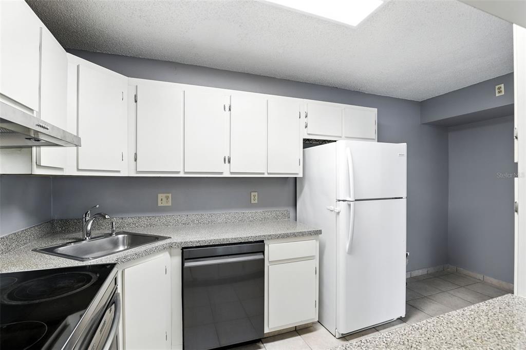 8201 Sun Spring Circle, Unit B1 Orlando, FL 32825 - Photo 11 of 28