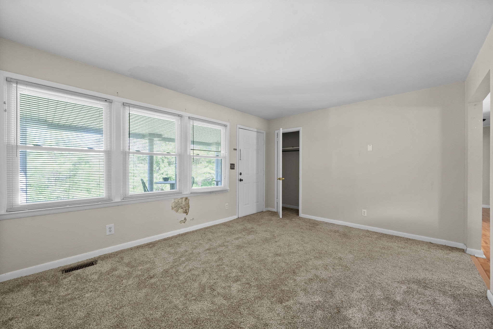 6986 White Oak Road Stewart, TN 37175 - Photo 8 of 37 Gallery Image 8