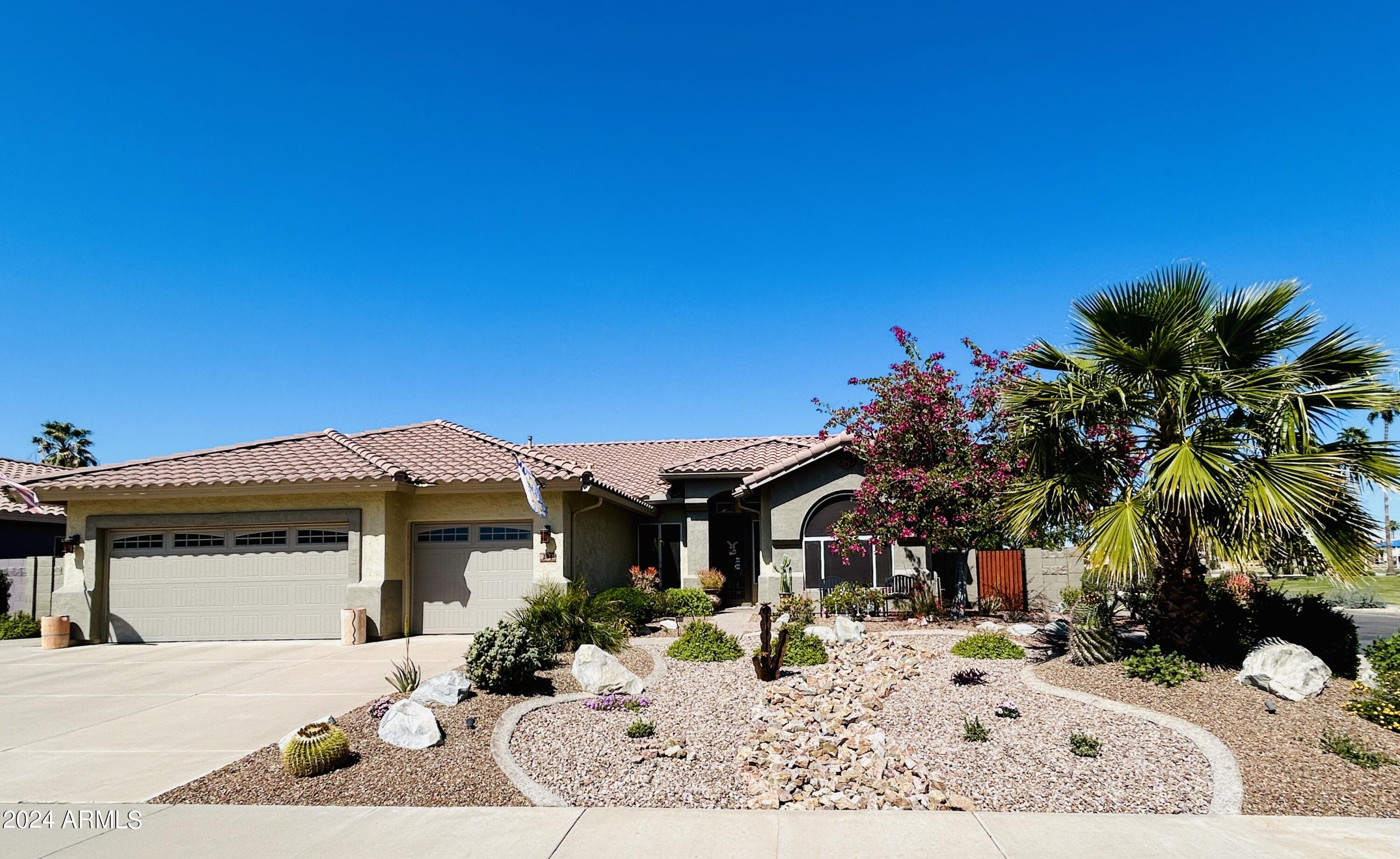 284 West Del Rio Street Gilbert, AZ 85233 - Photo 1 of 10 Corner Lot
