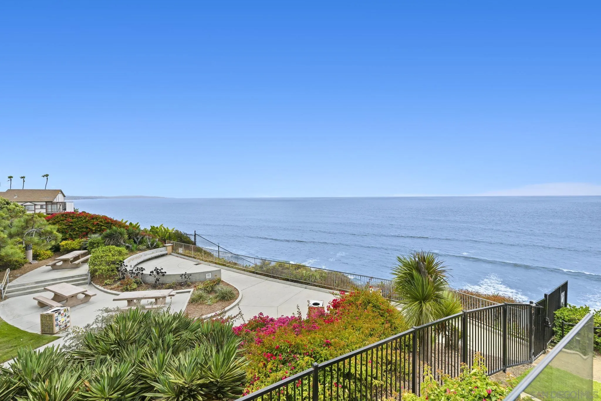 337 West I Street Encinitas, CA 92024 - Photo 11 of 58