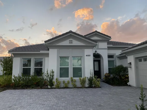 $5,500 | 4685 Estates Circle, The Acreage, FL 33470