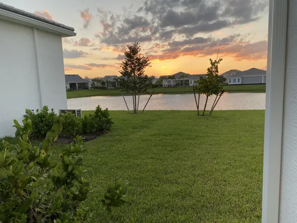 $5,500 | 4685 Estates Circle, The Acreage, FL 33470