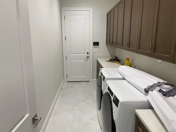 $5,500 | 4685 Estates Circle, The Acreage, FL 33470