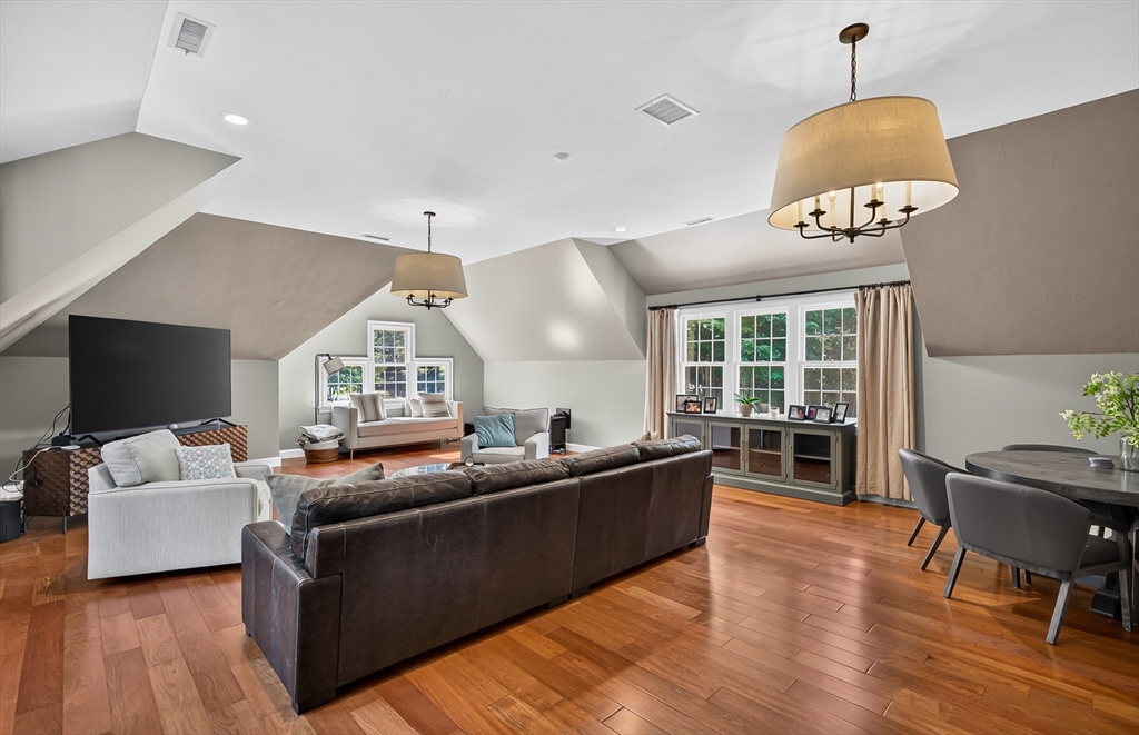 114 Fox Run Road Bolton, MA 01740 - Photo 17 of 41 Gallery Image 17