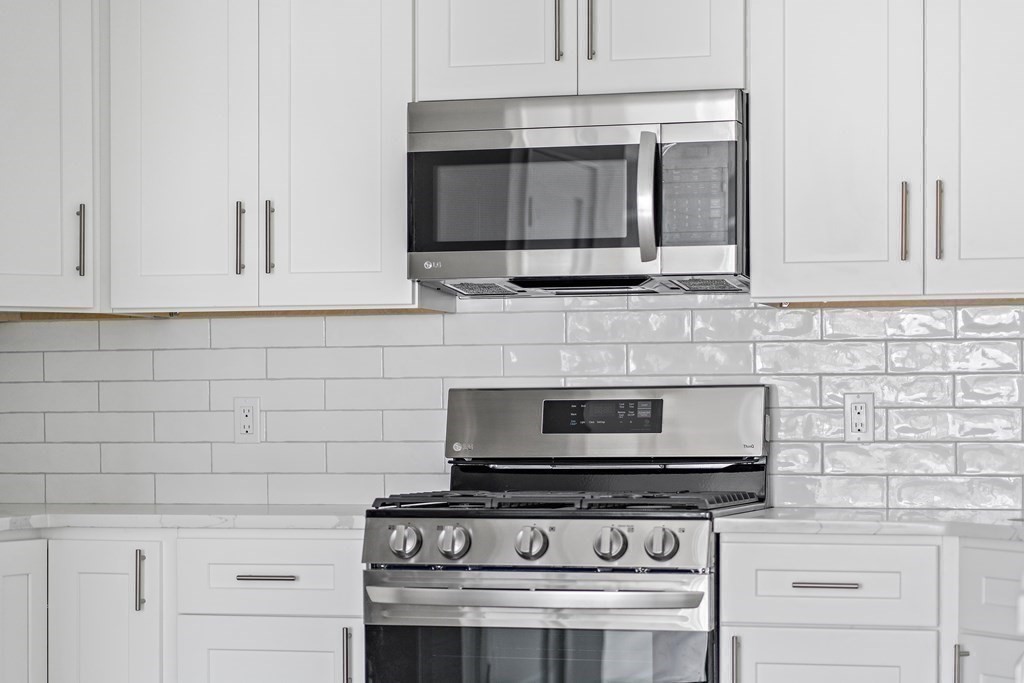 1133 North Shore Road, Unit 302 Revere, MA 02151 - Photo 6 of 14 Gallery Image 6