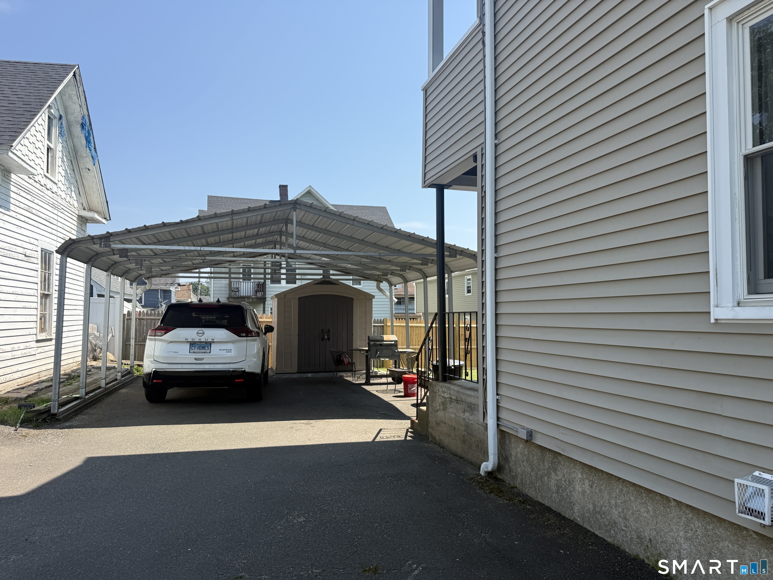 41-45 Wade Street Bridgeport, CT 06604 - Photo 4 of 40