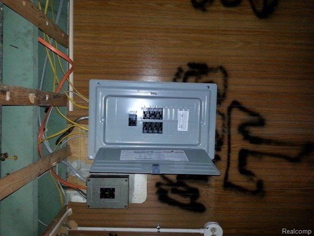 4691 Devonshire Road Detroit, MI 48224 - Photo 18 of 20 init 8-9 elect.jpg