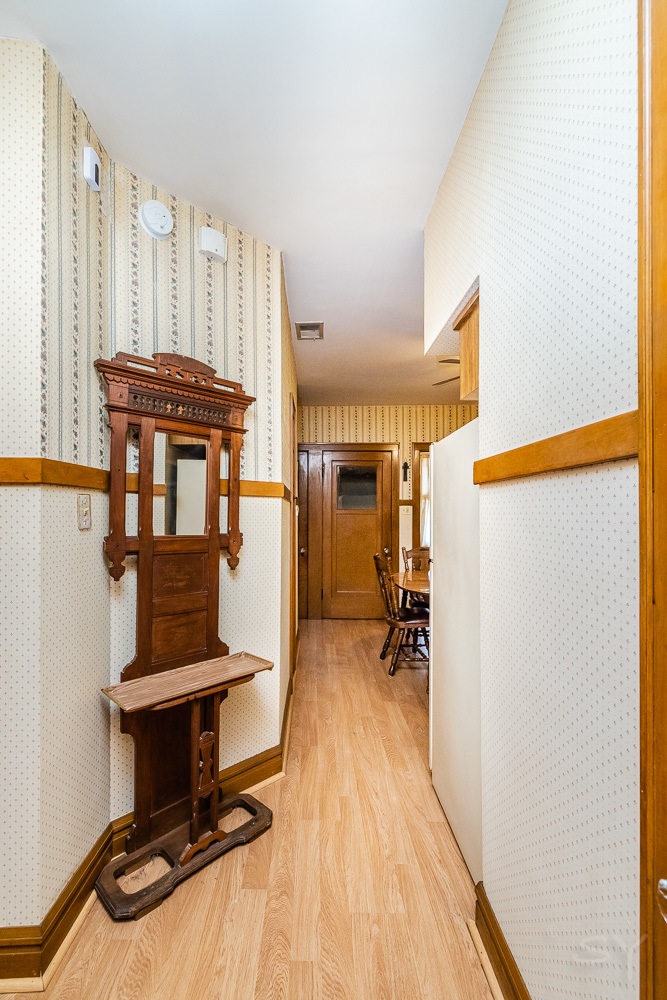 2933 Maple Avenue Berwyn, IL 60402 - Photo 25 of 49 a room with furniture and a window