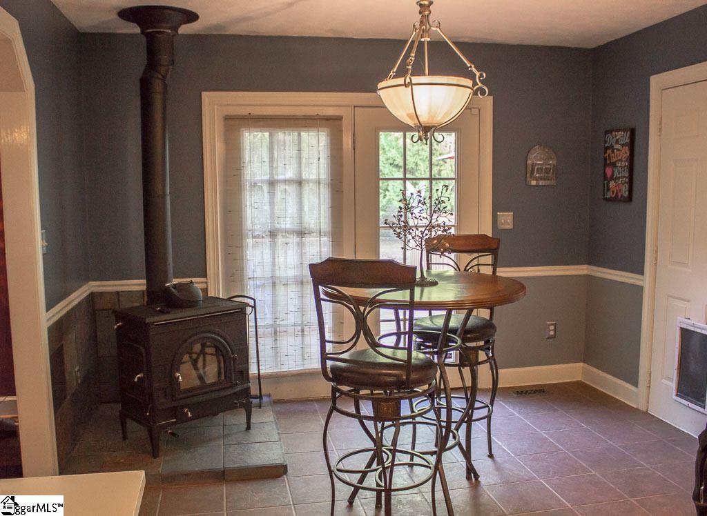 1870 Chinquapin Road Travelers Rest, SC 29690 - Photo 6 of 20 Gallery Image 6