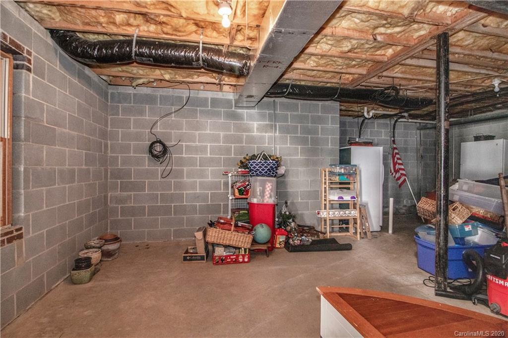 8869 Holdsclaw Road Terrell, NC 28682 - Photo 23 of 37