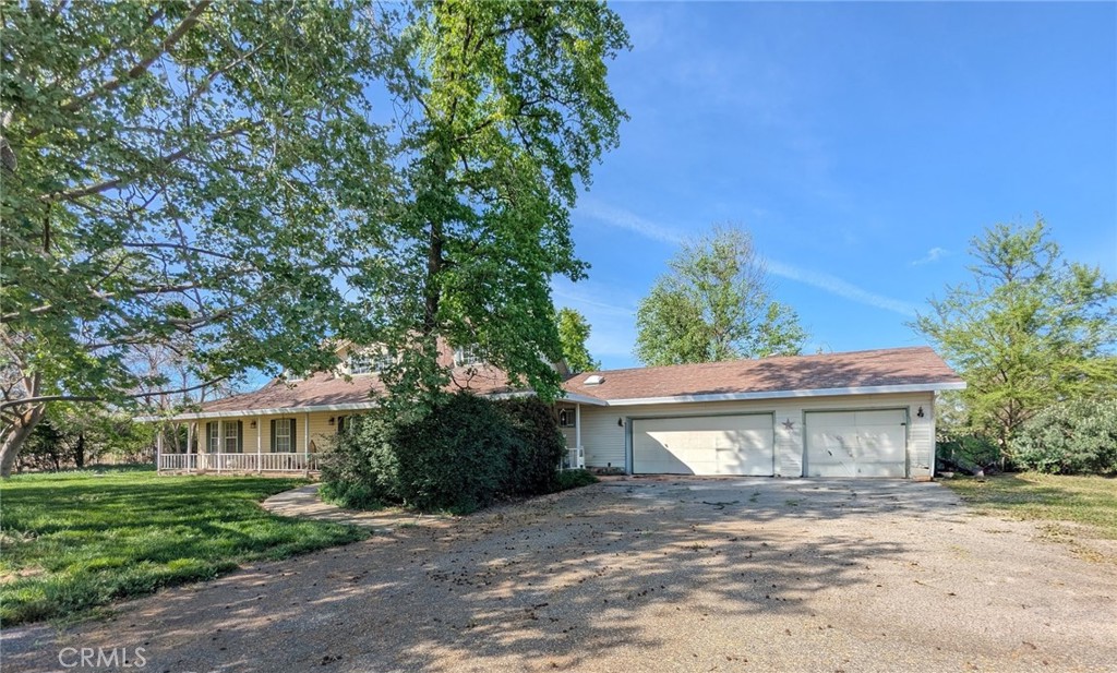 2304 Hutton Way Durham, CA 95938 - Photo 43 of 43 a view of a house with a yard