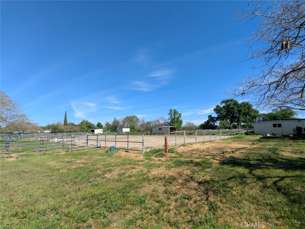 2304 Hutton Way Durham, CA 95938 - Photo 8 of 43