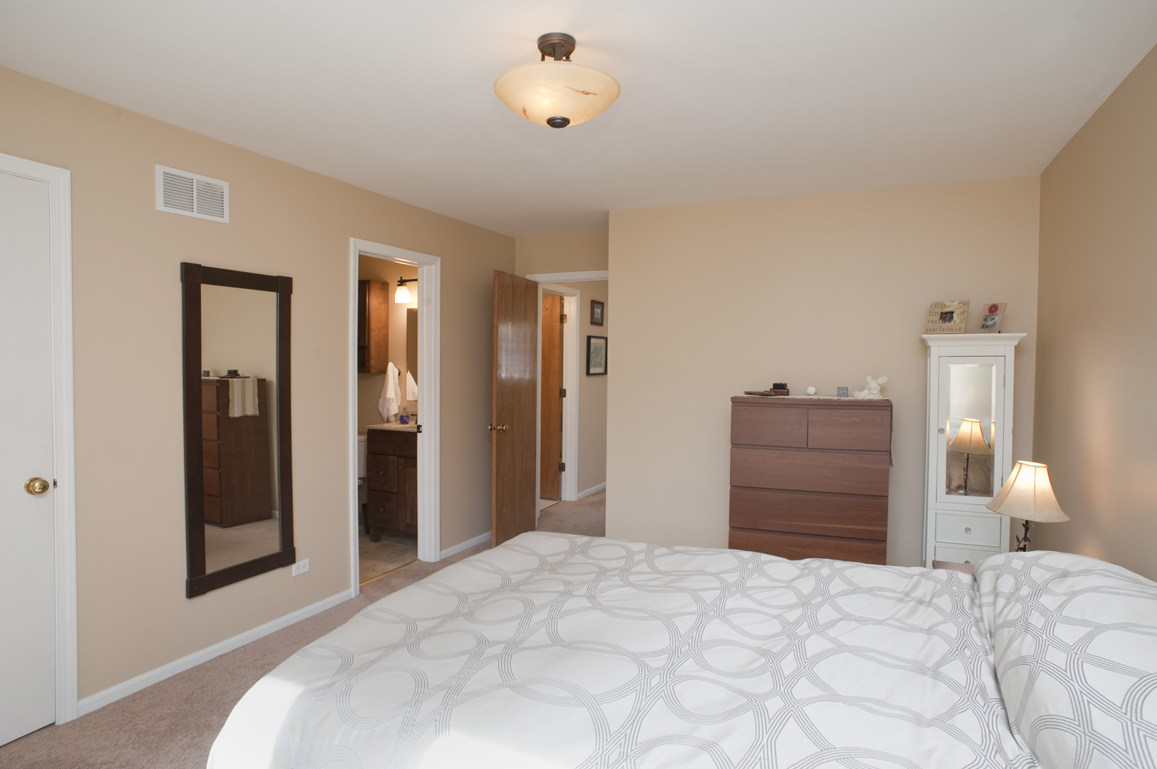 7243 Franklin Street, Unit B Forest Park, IL 60130 - Photo 12 of 24