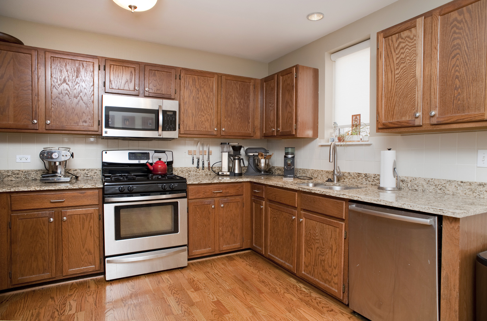 7243 Franklin Street, Unit B Forest Park, IL 60130 - Photo 7 of 24