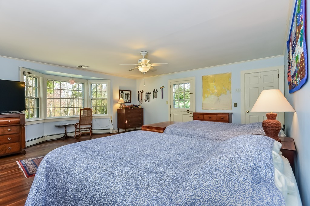 1664 Main Road Westport, MA 02790 - Photo 13 of 30 Gallery Image 13