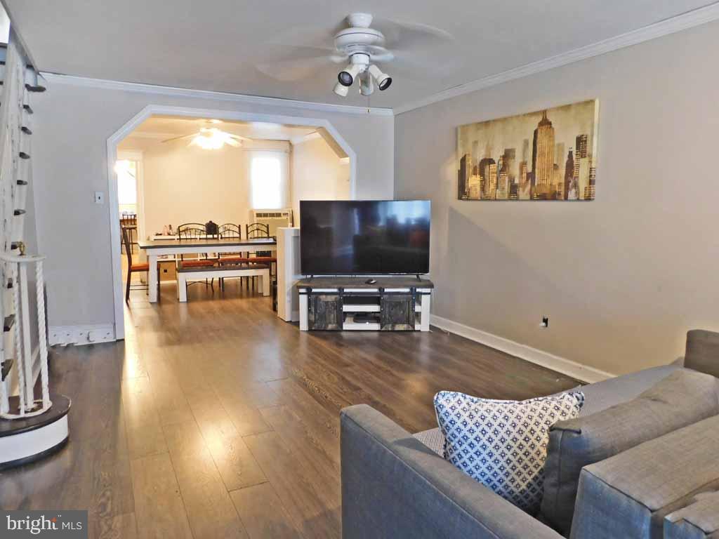 5621 Miriam Road Philadelphia, PA 19124 - Photo 2 of 13 Gallery Image 2