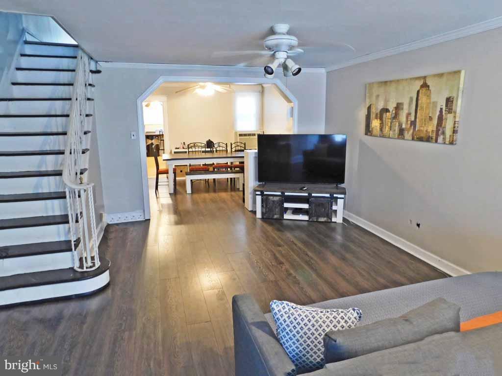 5621 Miriam Road Philadelphia, PA 19124 - Photo 3 of 13 Gallery Image 3