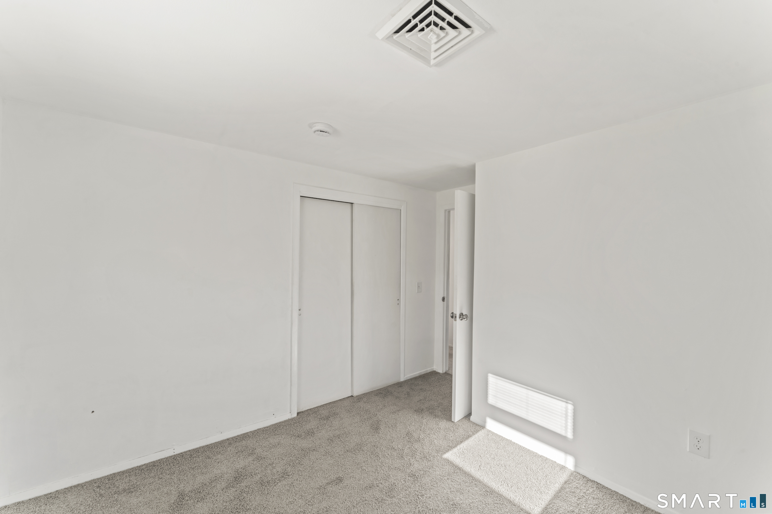 5 Harbor Ridge Road Danbury, CT 06811 - Photo 27 of 38