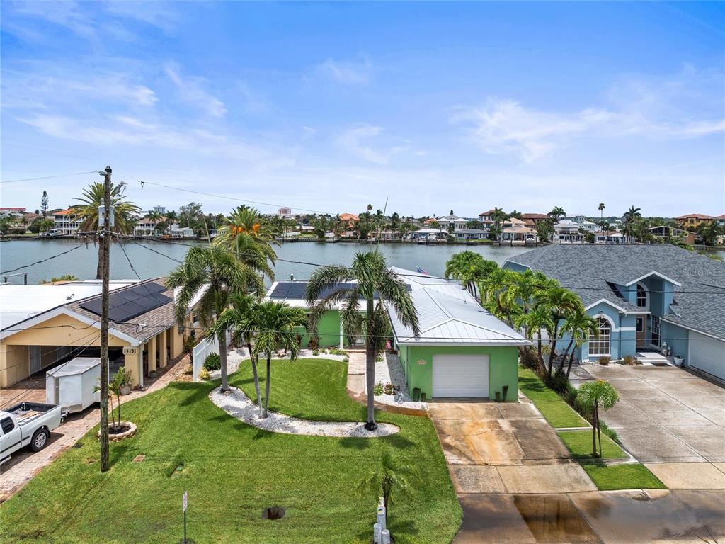 16129 4th Street East Redington Beach, FL 33708 - Photo 8 of 43 Gallery Image 8