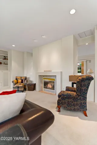 $779,500 | 704 Beacon Avenue, Yakima, WA 98901