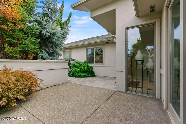 $779,500 | 704 Beacon Avenue, Yakima, WA 98901