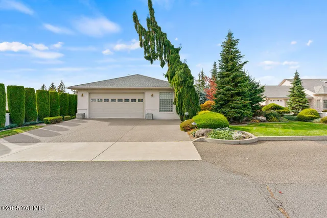 $779,500 | 704 Beacon Avenue, Yakima, WA 98901