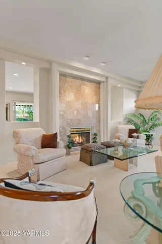 $779,500 | 704 Beacon Avenue, Yakima, WA 98901