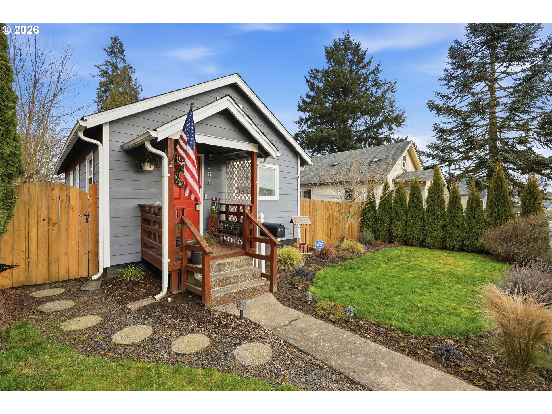 285 19th Avenue Longview, WA 98632 - Photo 5 of 27 a view of a house with a yard
