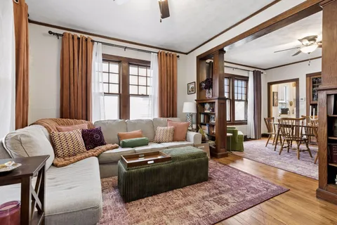 $259,000 | 848 Fuller Avenue, St. Paul, MN 55104