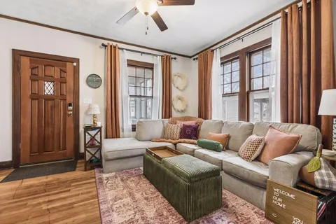 $259,000 | 848 Fuller Avenue, St. Paul, MN 55104