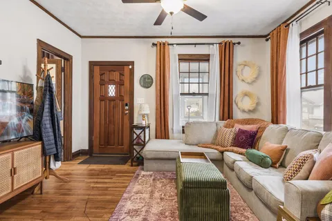 $259,000 | 848 Fuller Avenue, St. Paul, MN 55104