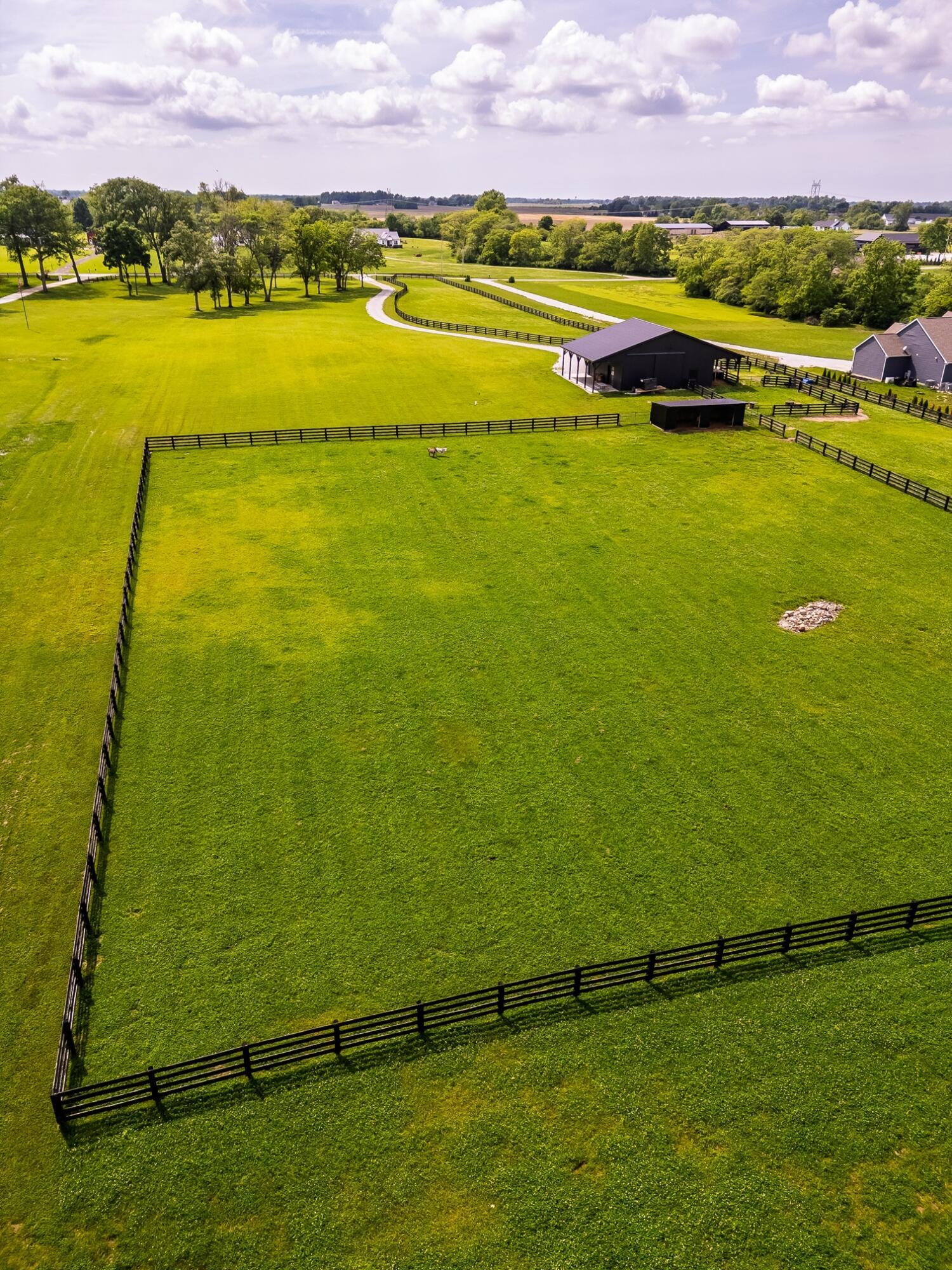 11200 Coontz Road Orient, OH 43146 - Photo 9 of 20 R1 (9)