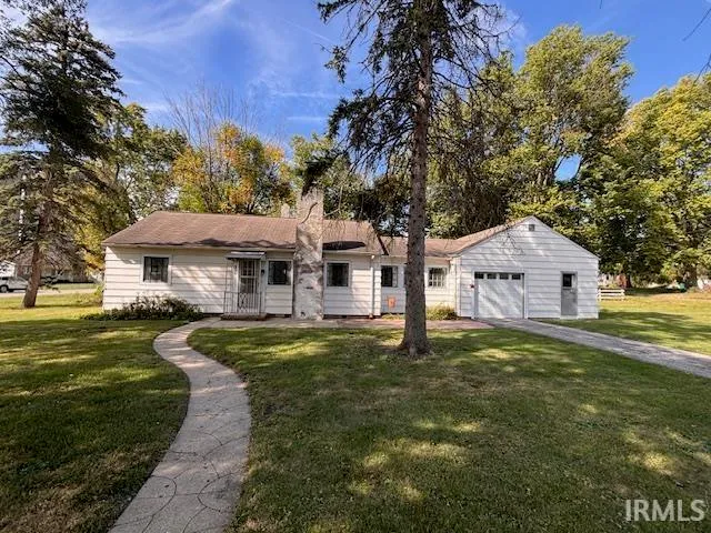 $99,900 | 206 South Van Buren Avenue, Fowler, IN 47944