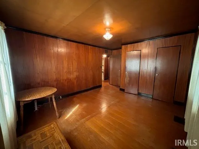 $99,900 | 206 South Van Buren Avenue, Fowler, IN 47944