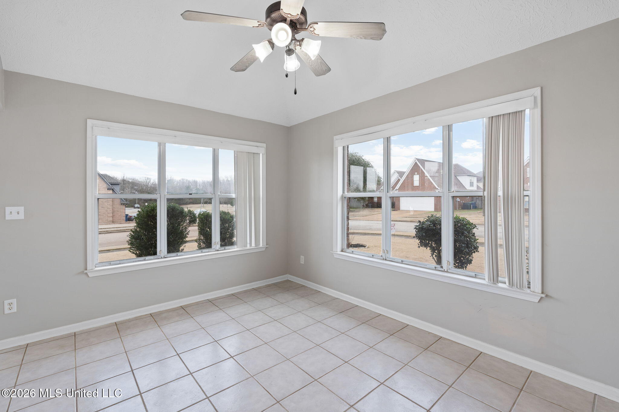 7443 Acree Lane Olive Branch, MS 38654 - Photo 22 of 42 24-web-or-mls-7443 Acres-23