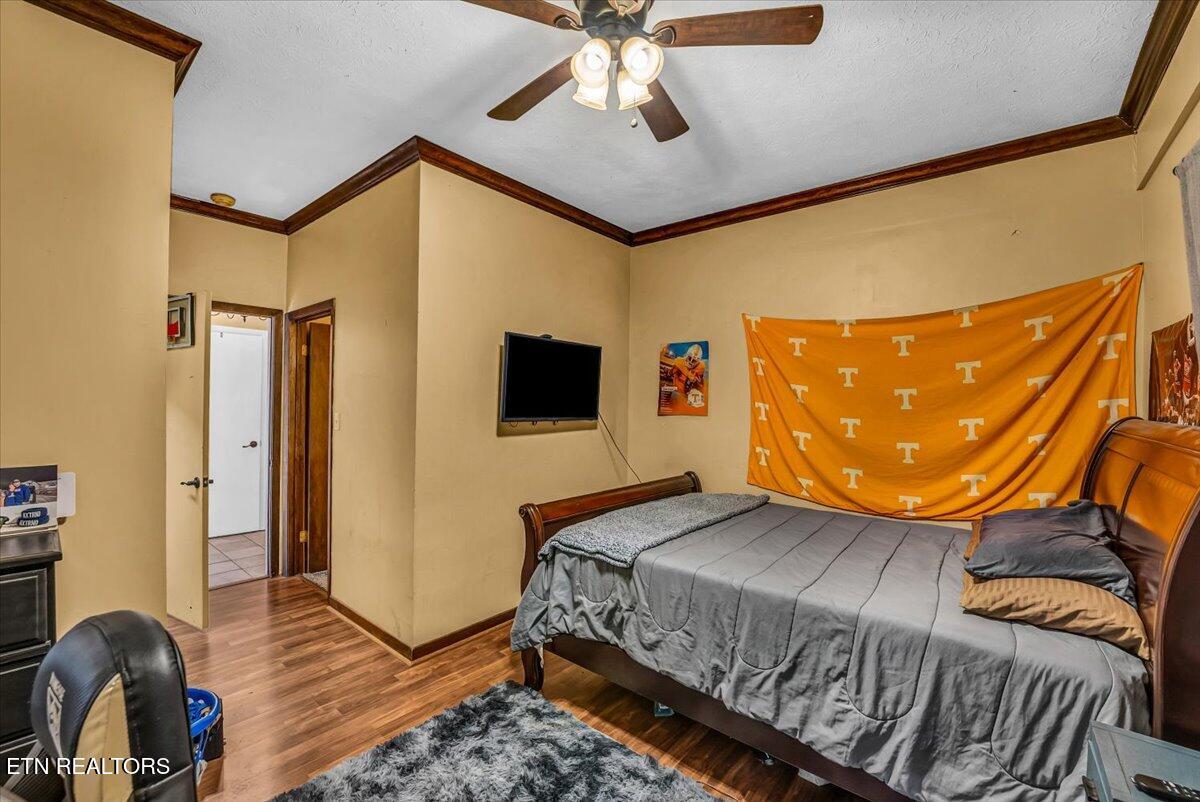 633 Sinking Springs Road Clinton, TN 37716 - Photo 25 of 40 25-3rd Bedroom A2