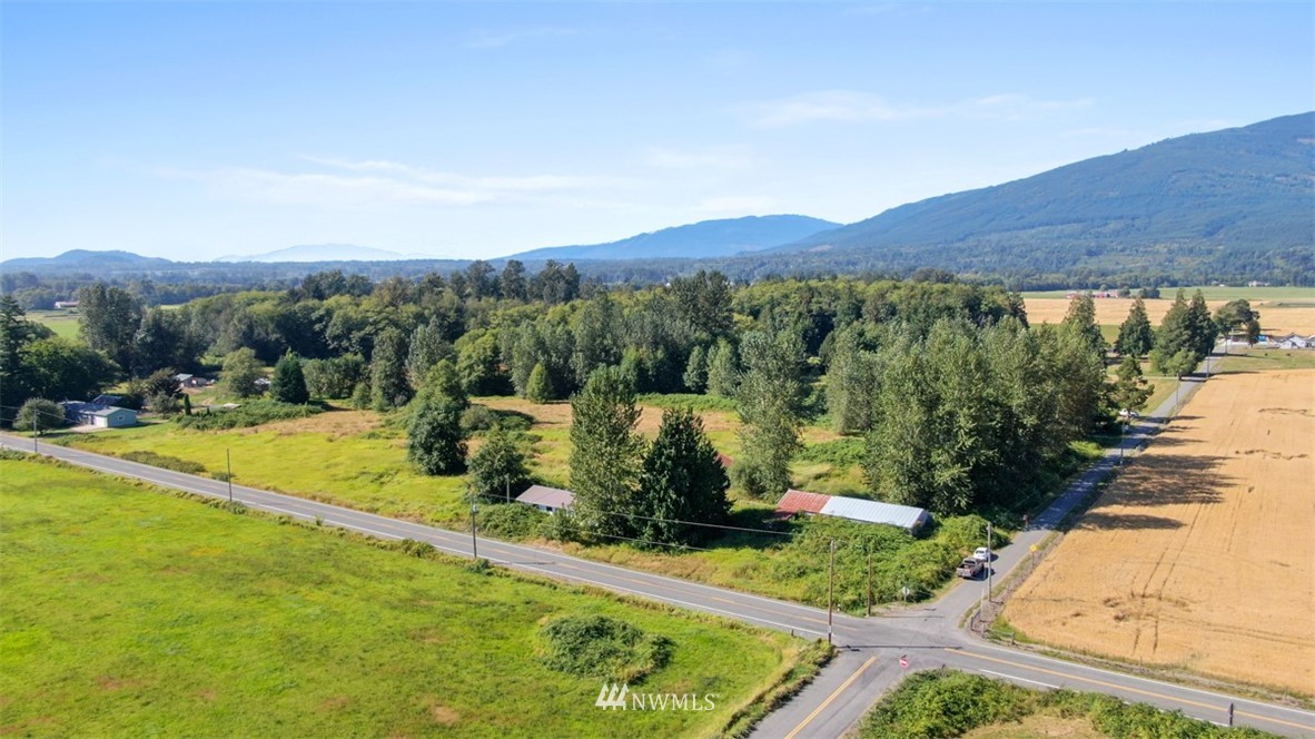 27135 Hoehn Road Sedro-Woolley, WA 98284 - Photo 10 of 10 Gallery Image 10