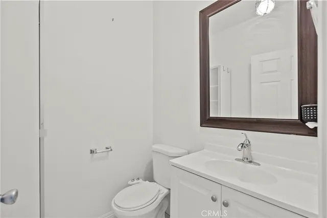 $579,900 | 18347 Saticoy Street, Unit 24, Reseda, CA 91335