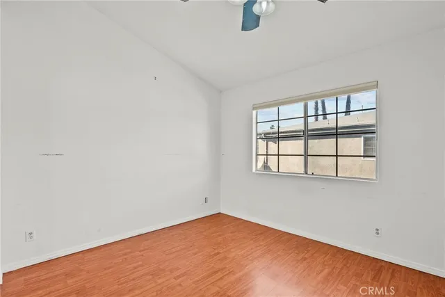 $579,900 | 18347 Saticoy Street, Unit 24, Reseda, CA 91335