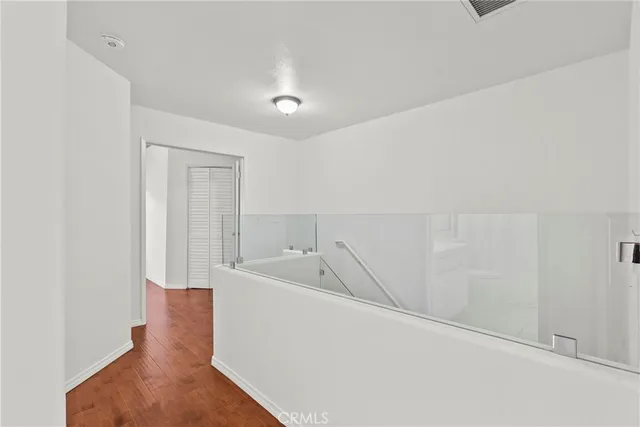 $579,900 | 18347 Saticoy Street, Unit 24, Reseda, CA 91335