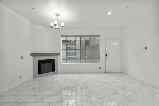 $579,900 | 18347 Saticoy Street, Unit 24, Reseda, CA 91335