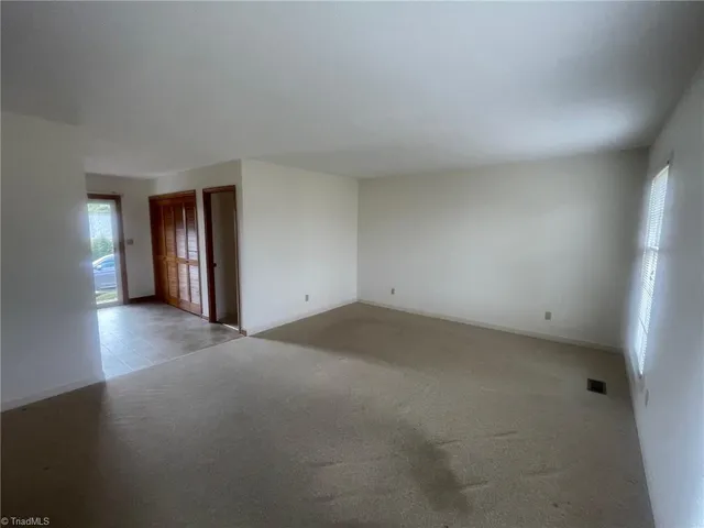 $1,200 | 1600 South Scales Street, Reidsville, NC 27320