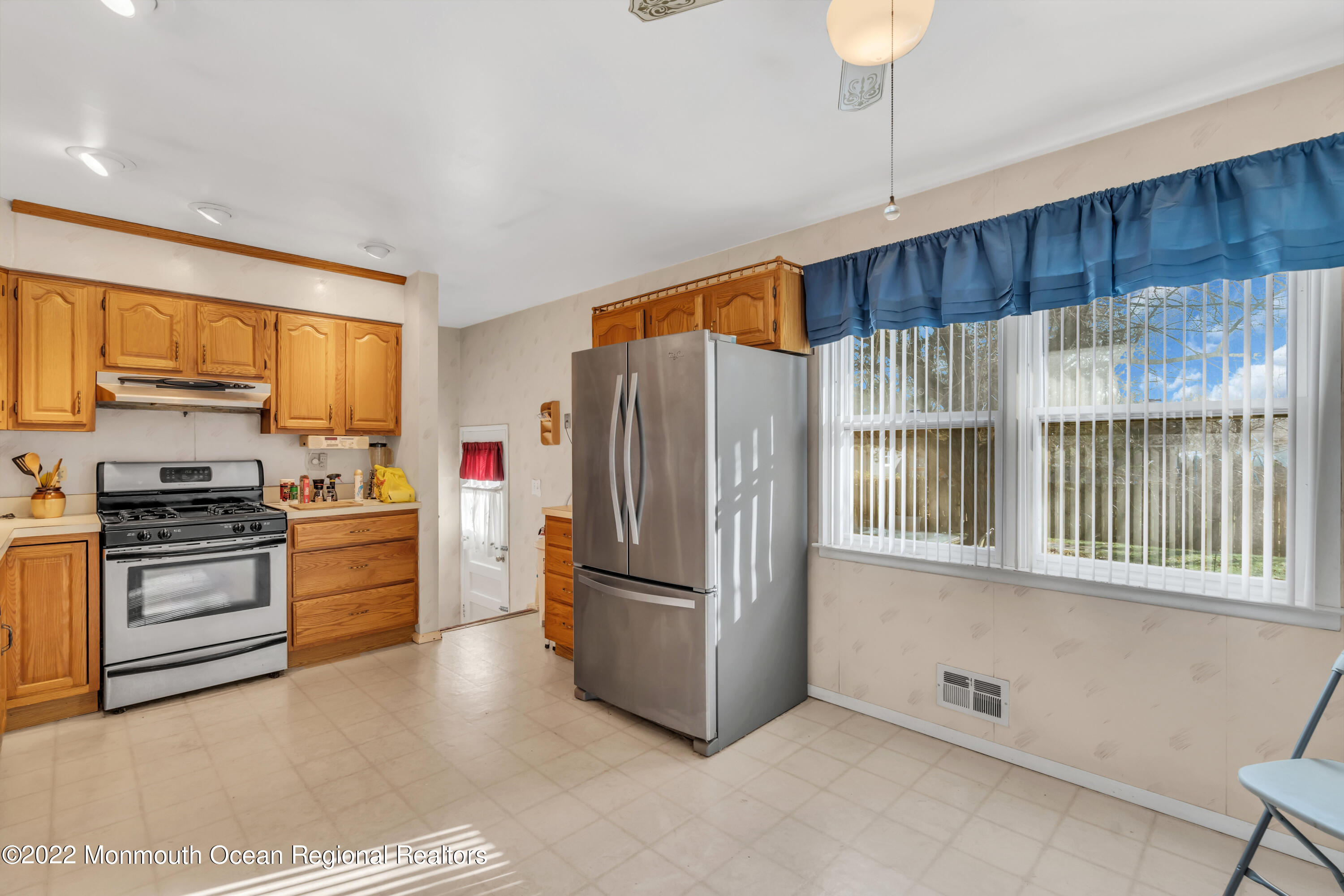 5 Trinity Place Jackson, NJ 08527 - Photo 16 of 49 016_dsc09449