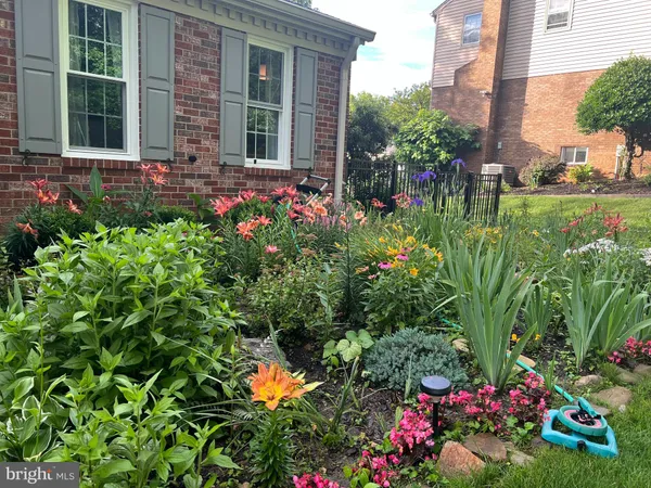 $769,000 | 15108 Centergate Drive, Silver Spring, MD 20905