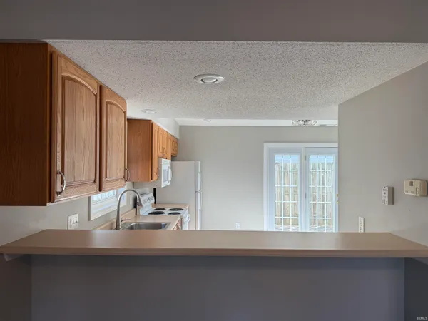 $215,000 | 3368 South Oaklawn Circle, Bloomington, IN 47401